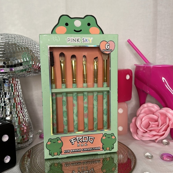 Pink Sky Frog 6 Eye Brush Collection - Picture 3 of 4